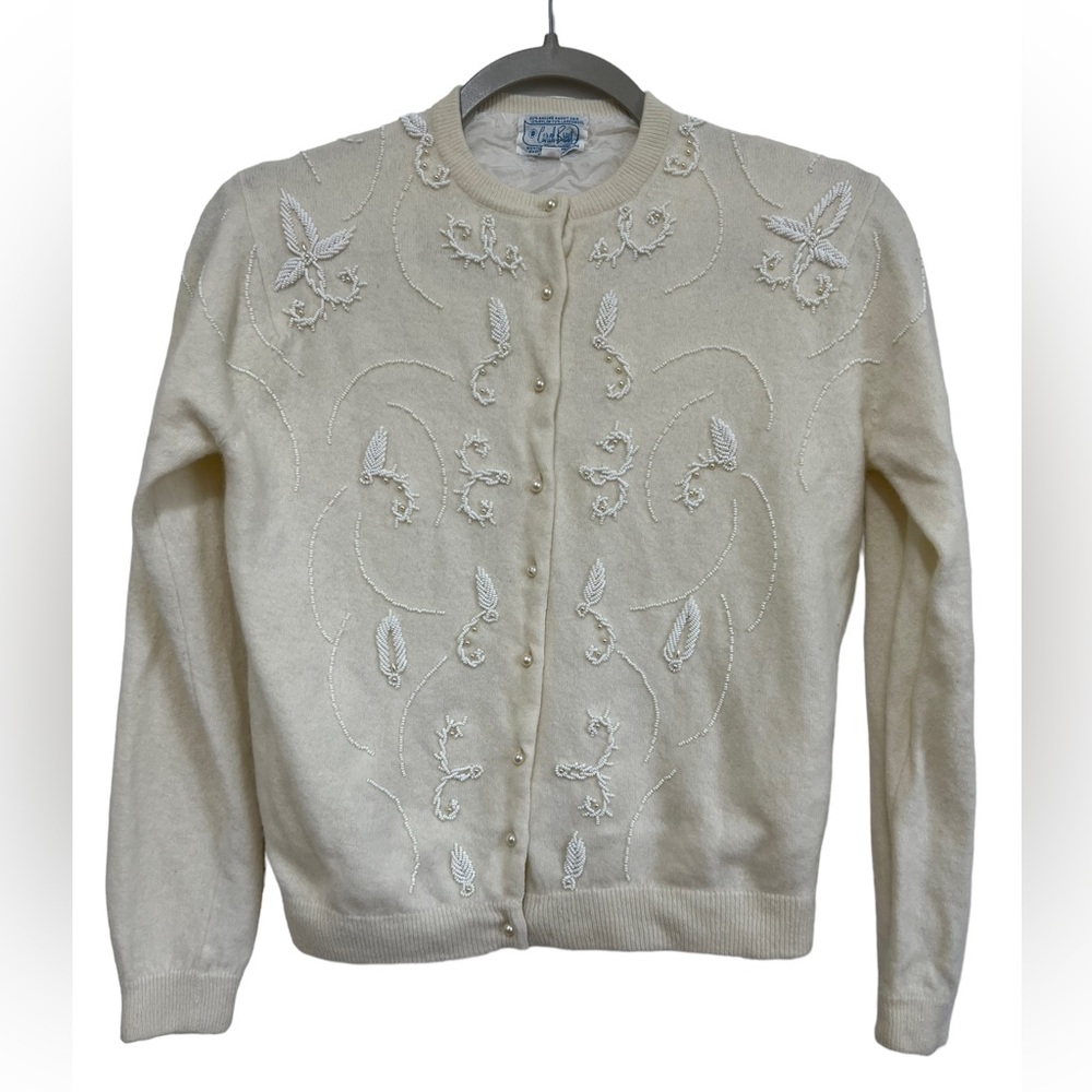 Vintage Carol Brent Sweater Beaded Pearl Buttons Lambswool Angora Size 40